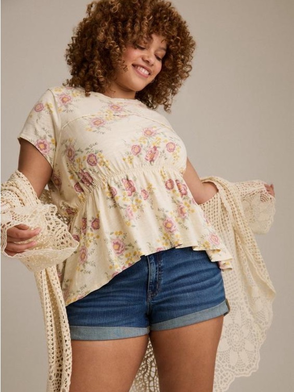 Torrid Festi Smocked Floral Tee NWT - Picture 2 of 10